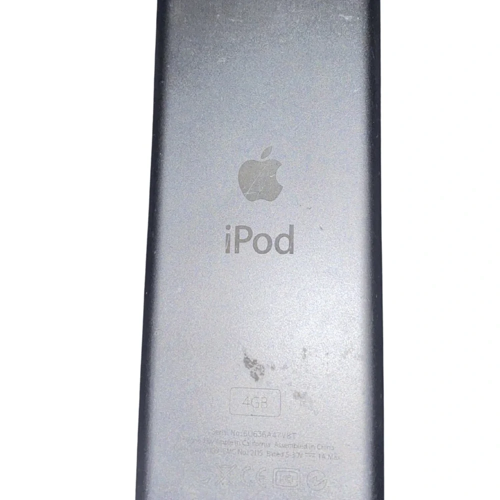Apple iPod Nano 2nd Gen 4GB Silver A1199 MP3 Player Untested For‎ Parts Repair